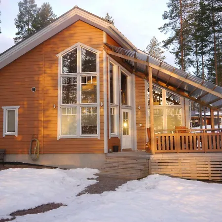 Kolinpilvi Villa *